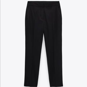 NWT! Zara Black Ankle Pants - Size 4